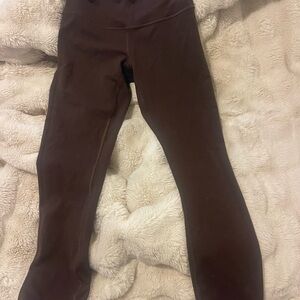 Lululemon dark brown wonder under leggings size 6